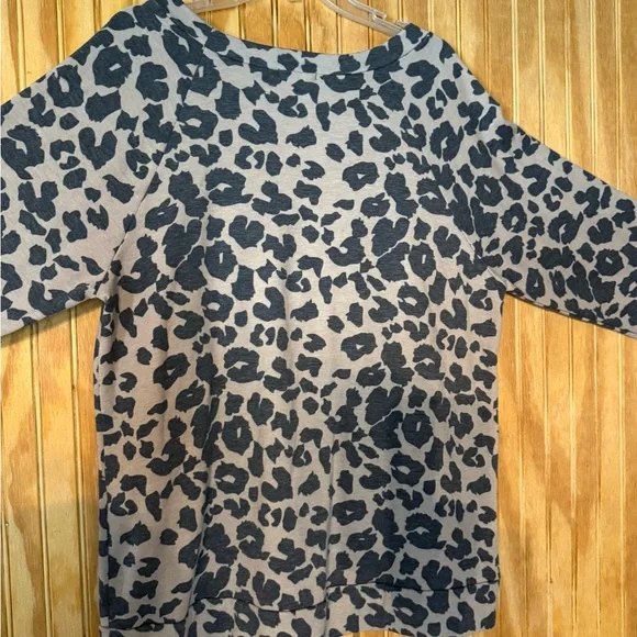 ODDY Animal Print Ruffle Blouse - Picture 3 of 5